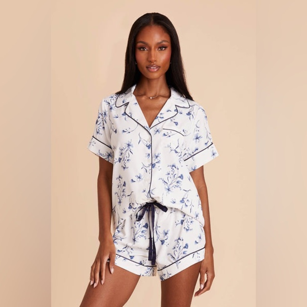 BIRDY Grey Jonny Satin Floral Pajama Set size‎ large New With Tags